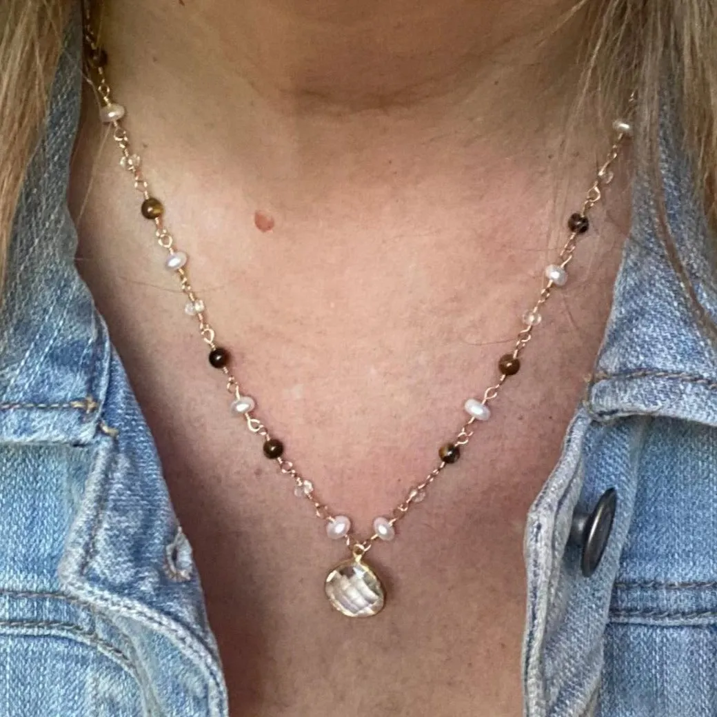 Quartz Drop Necklace - Hatari
