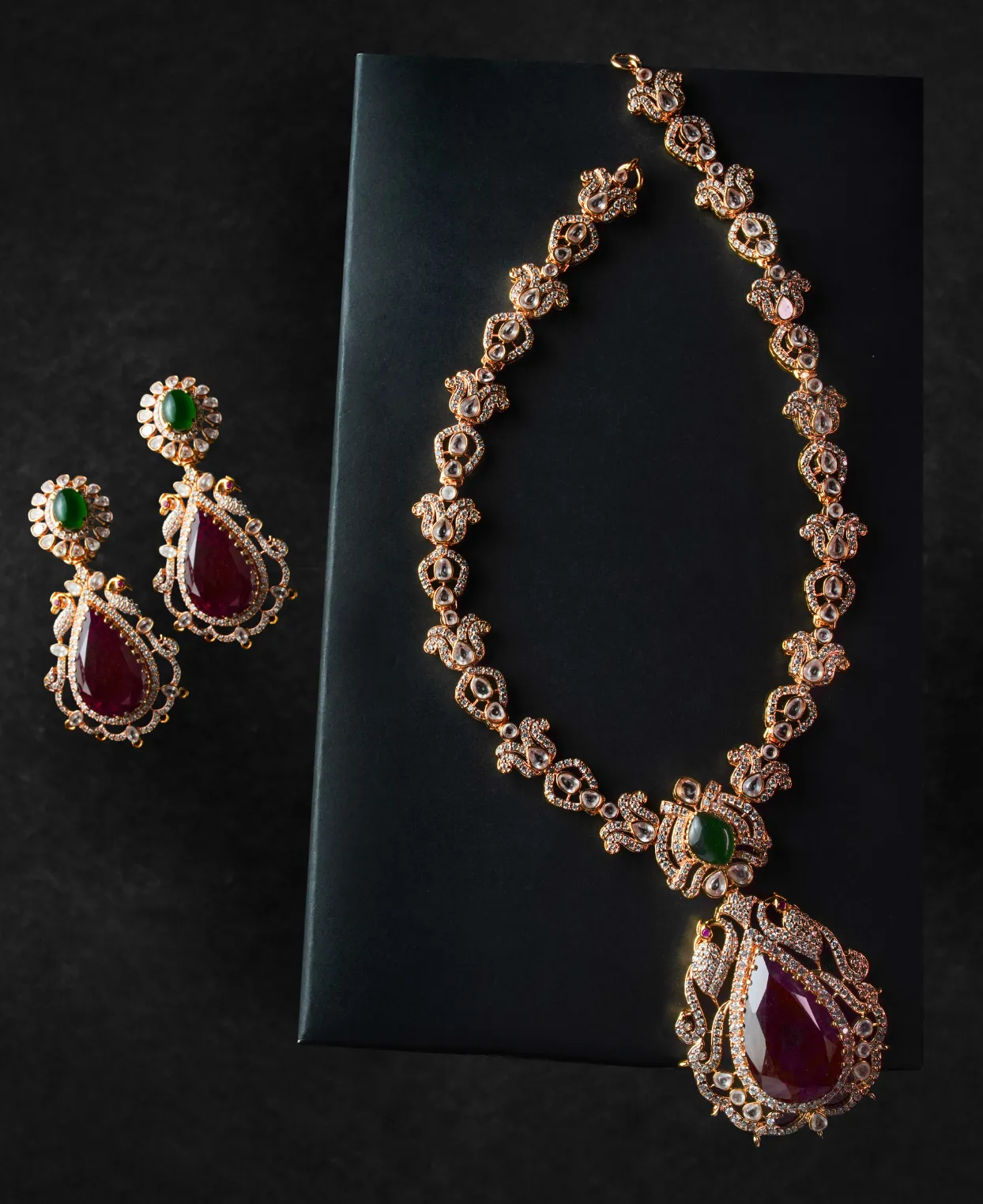 REPolki Necklace Set