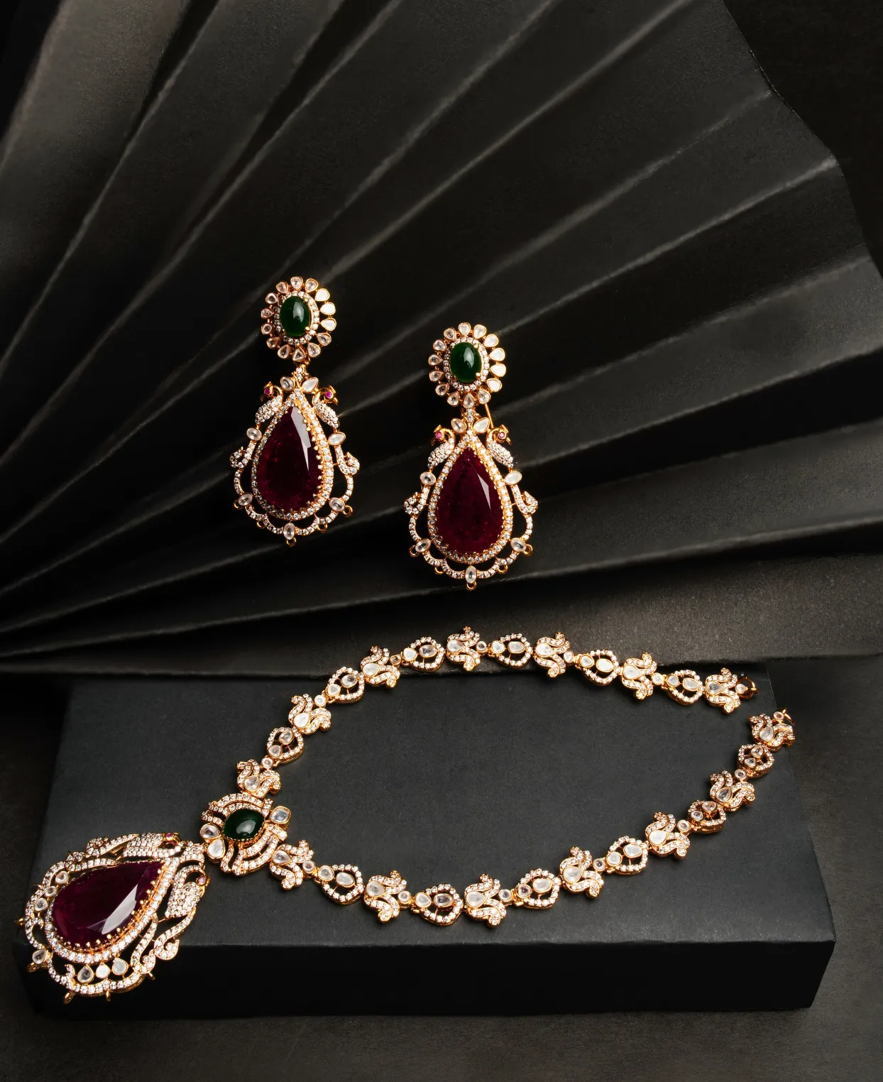 REPolki Necklace Set